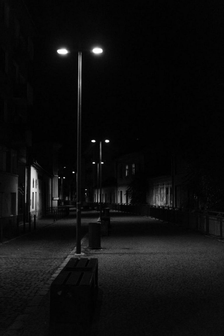 Thành phố vào ban đêm